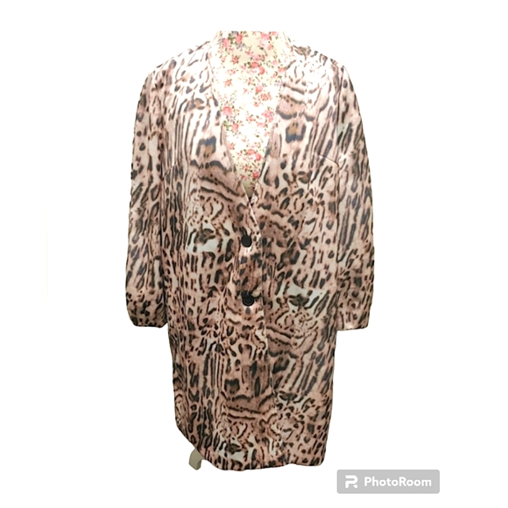Order Plus leopard print house coat